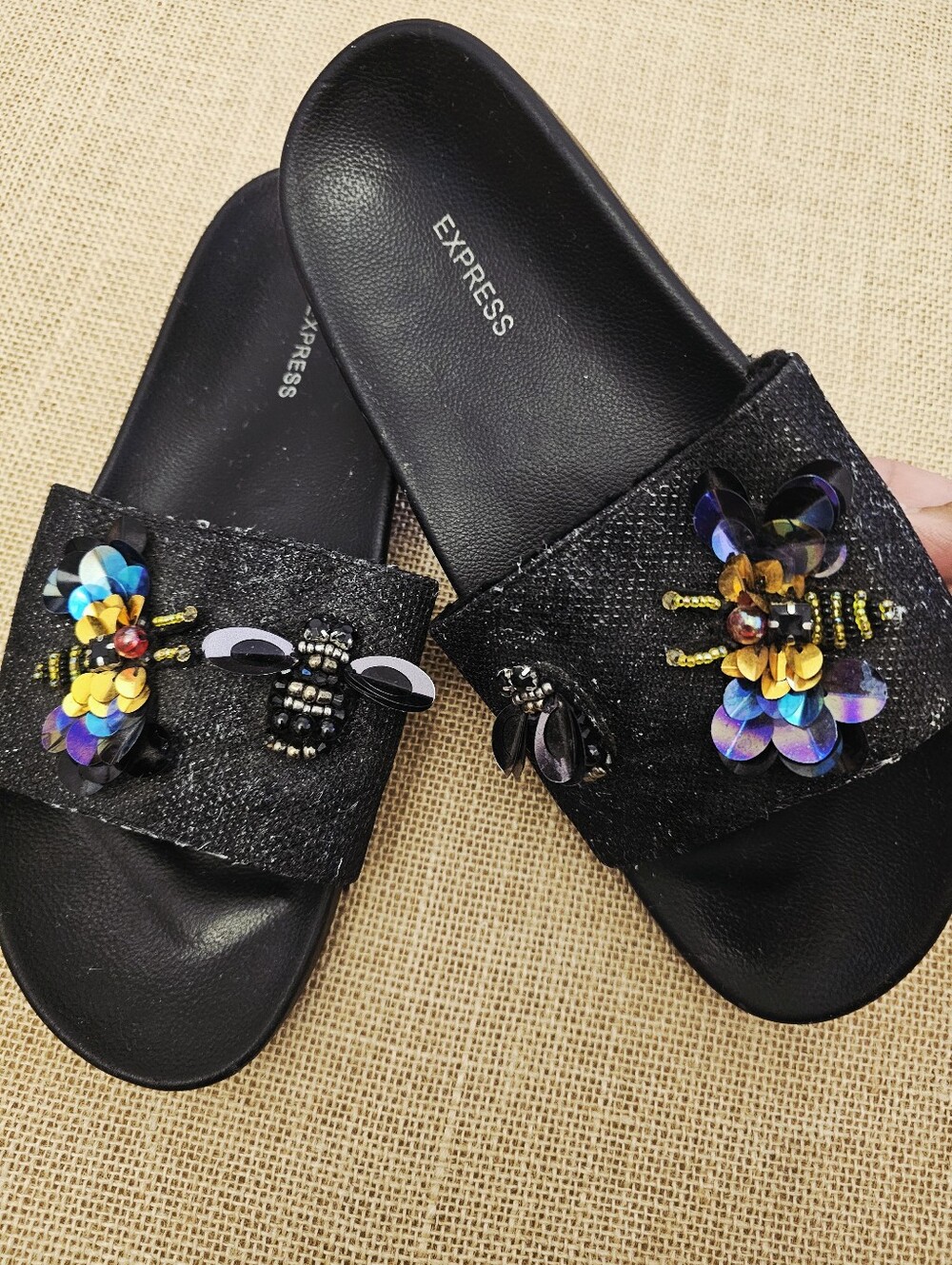 Express Embroidered Bee Insect Black Slides Size 8